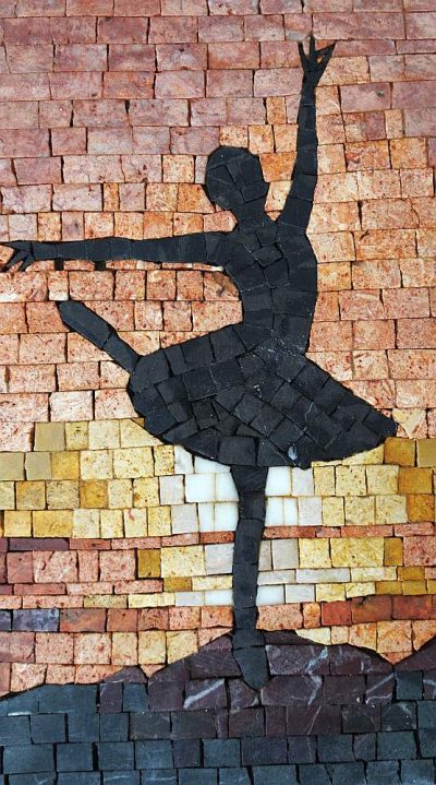 Dancing alone - Image 3